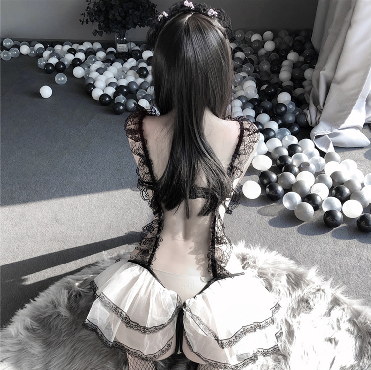 Sexy suit with bow and cross straps